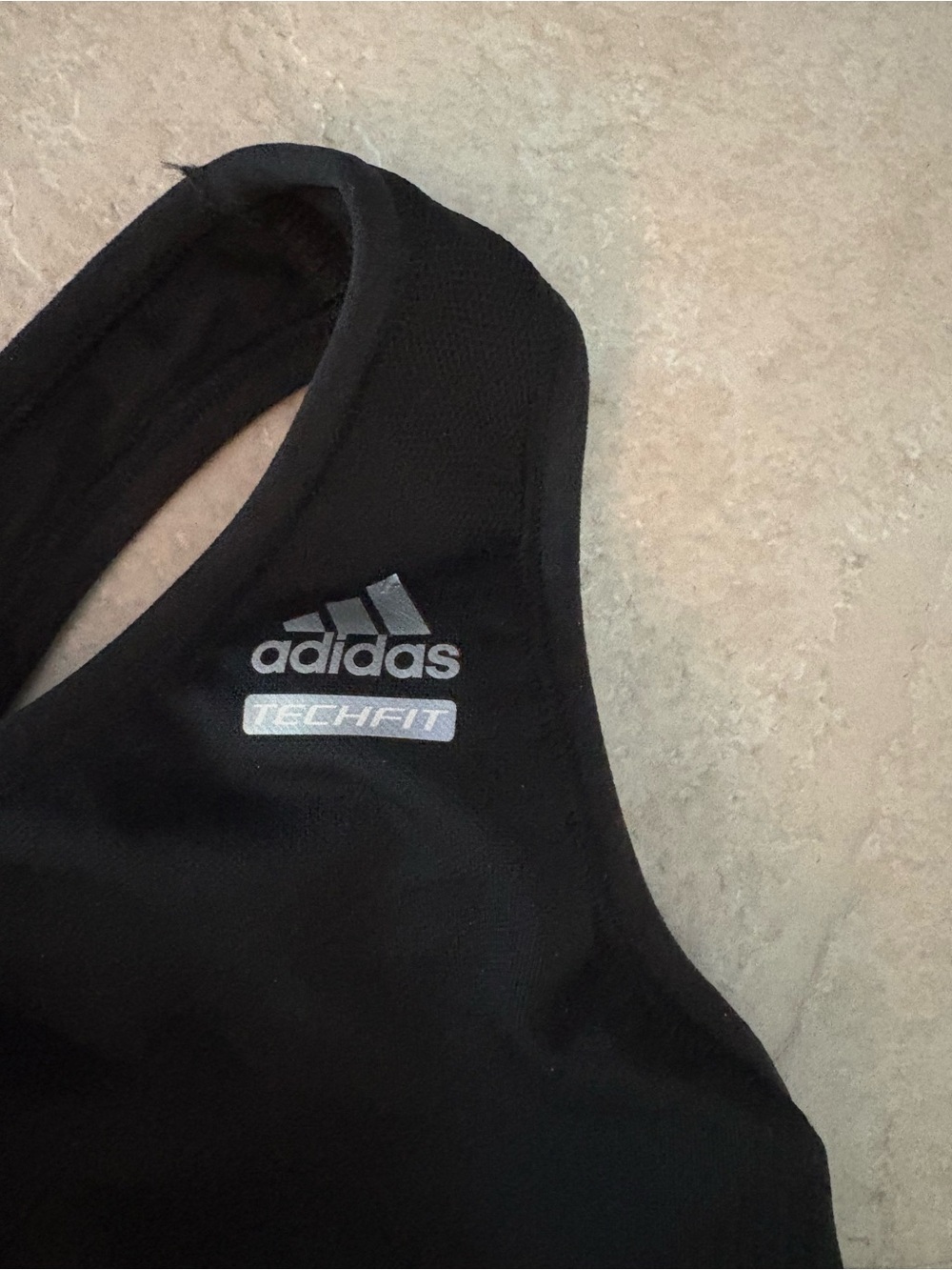 Women’s Adidas TechFit Black Sports Bra - Size Large - Picture 6 of 9